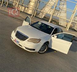 كرايسلر 200